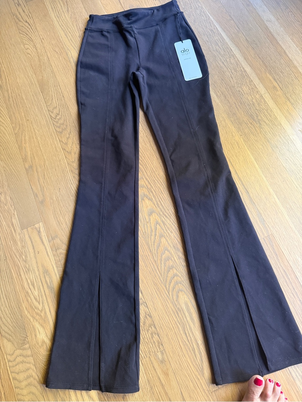 ALO Yoga high waist flutter legging NWT